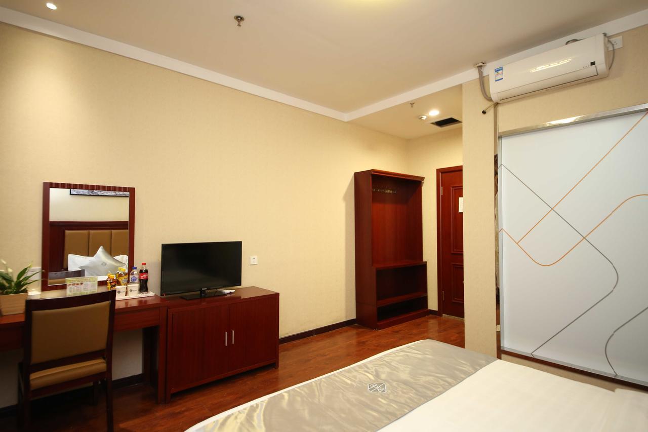 Chonpines Hotel Changchun Dış mekan fotoğraf