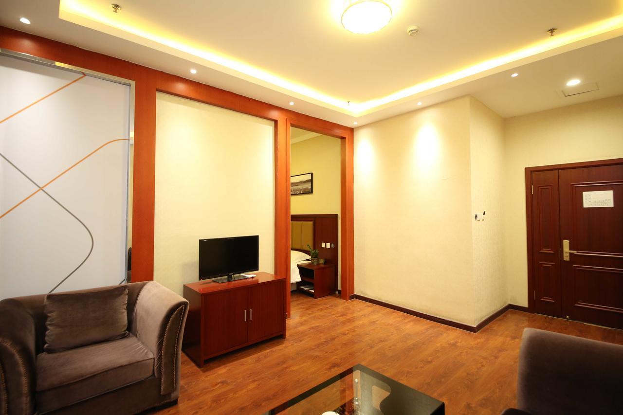 Chonpines Hotel Changchun Dış mekan fotoğraf