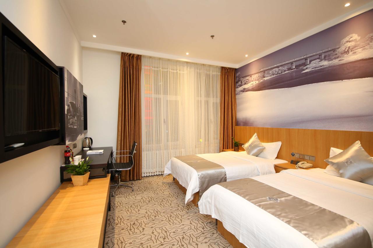 Chonpines Hotel Changchun Dış mekan fotoğraf