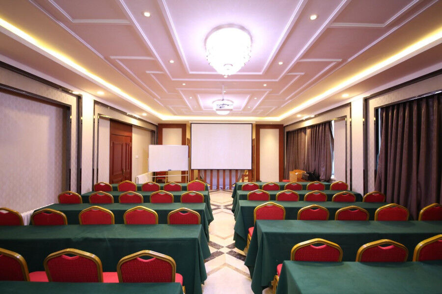 Chonpines Hotel Changchun Dış mekan fotoğraf